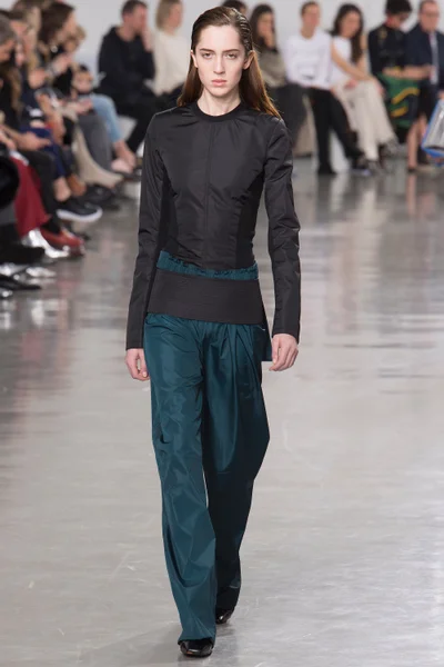 Look 17